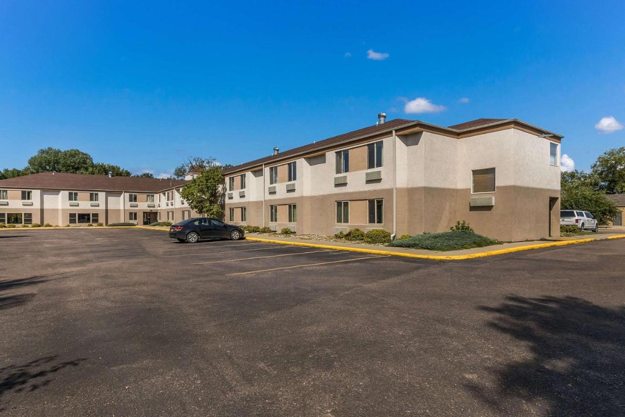 Sleep Inn Airport Sioux Falls Exteriör bild