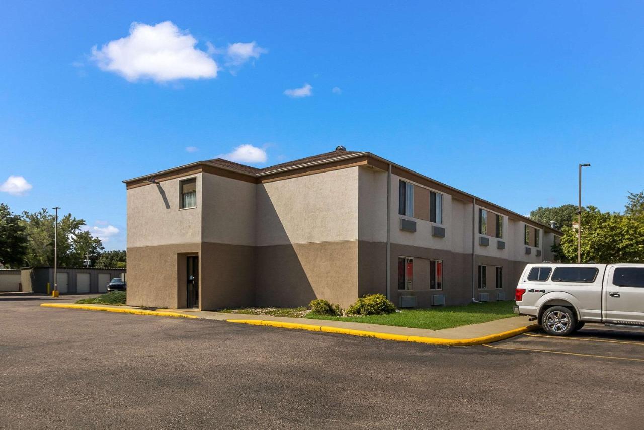 Sleep Inn Airport Sioux Falls Exteriör bild