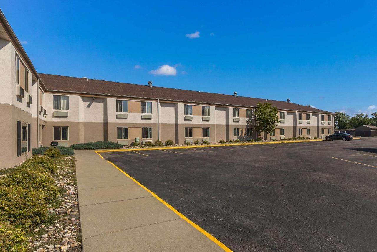 Sleep Inn Airport Sioux Falls Exteriör bild